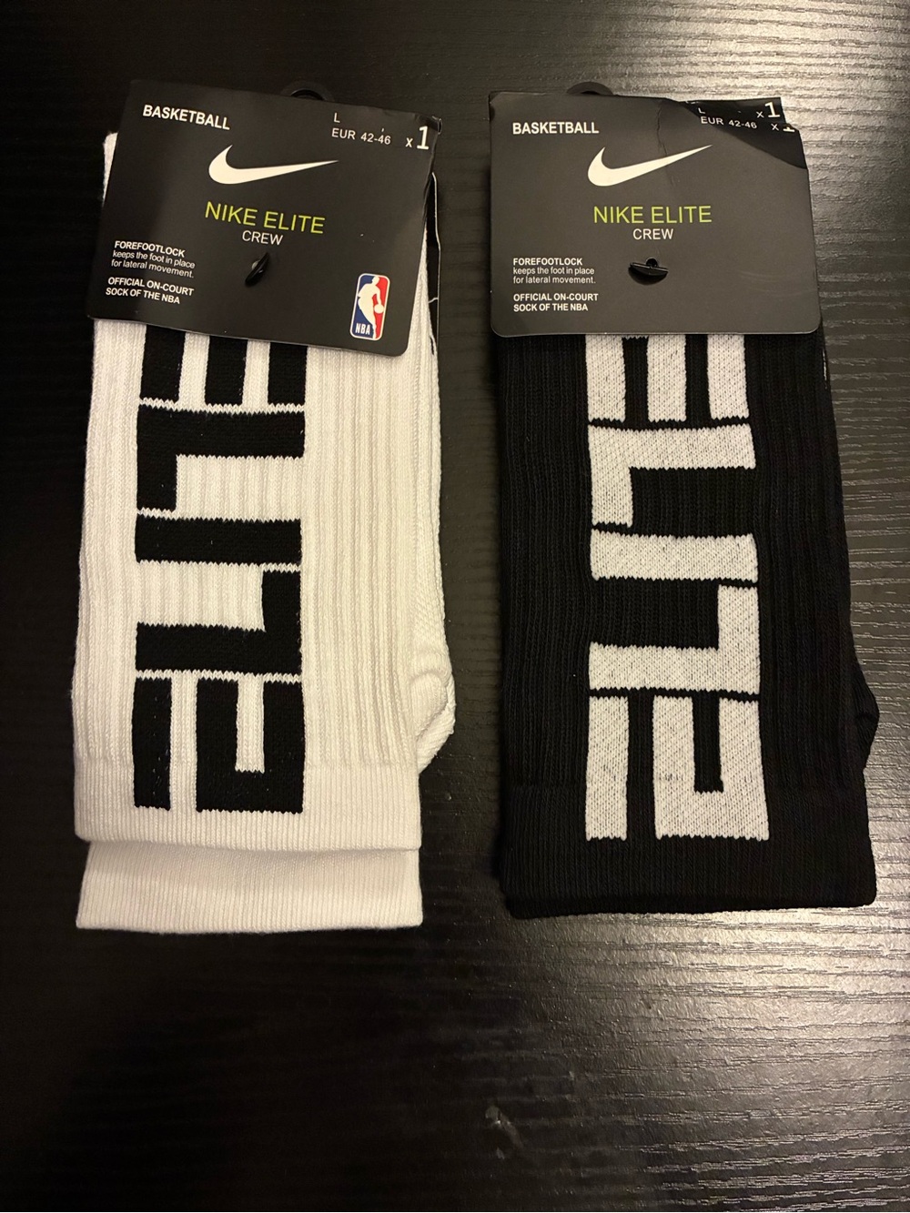 Nike Elite Crew Socks - Black & White Duo